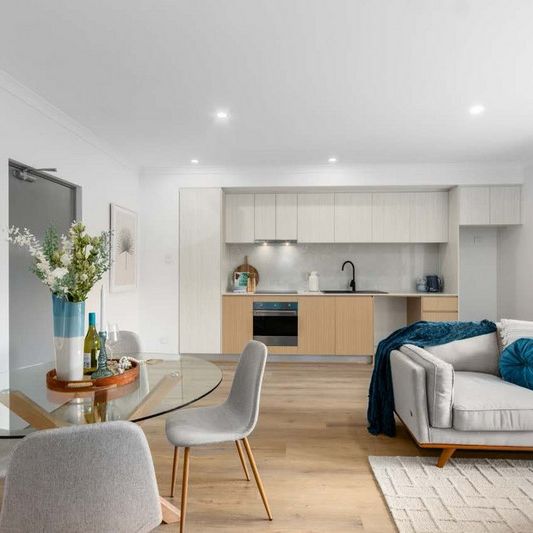 BRAND NEW SPACIOUS APARTMENT AVAILABLE EARLY MAY - Photo 1