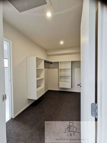 4 Bedrooms, 2.5 bathrooms Pakuranga - Photo 4