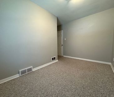 2 Bedroom Main Floor in Haultain - Photo 4