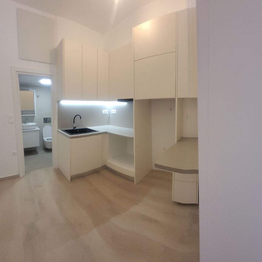 Studio/Γκαρσονιέρα για ενοικίαση - Καλλιθέα, - Φωτογραφία 1