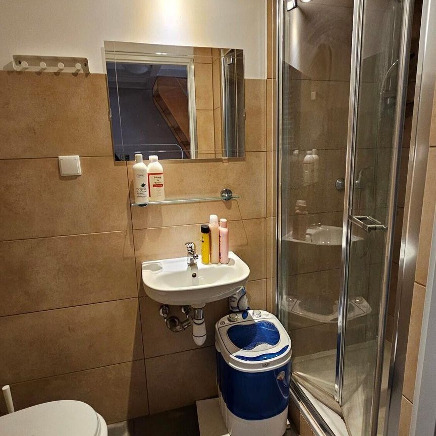 mała kawalerka w świetnej lokalizacji. - Photo 1