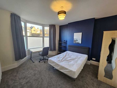 6 Bed Student Accommodation - Photo 4