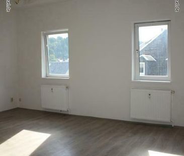 Modernes Wohnen mit saniertem Bad - Foto 1