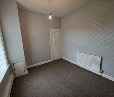 Leeds Road, Dewsbury, West Yorkshire, WF12 - Photo 1