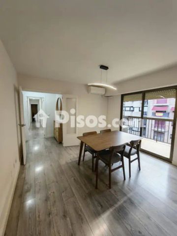 Piso en alquiler en Calle Floridablanca, cerca de Calle de Diego Hernández - Photo 2