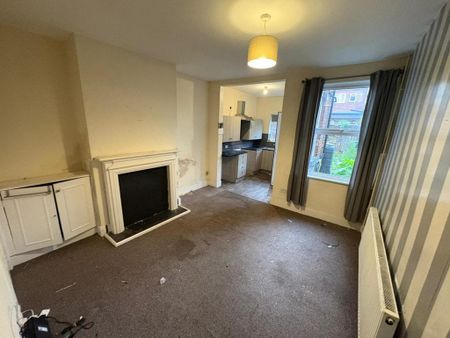 2 bedroom property to rent - Photo 2