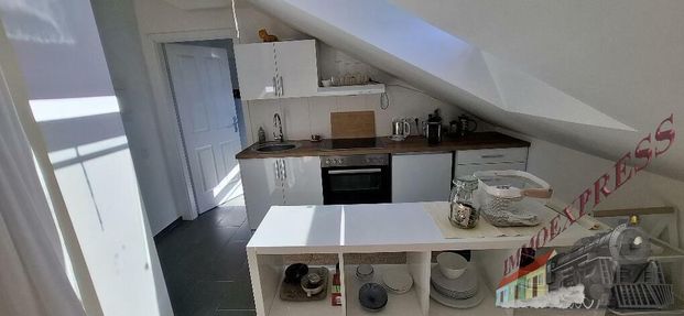 Wunderschöne Dachwohnung mit Klimaanlage in der Märzstraße Nähe S-Bahn - unbefristeter Mietvertrag! Kein Lift im Haus!!! - Photo 1