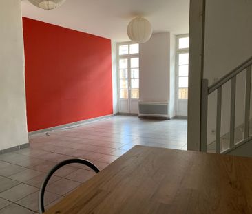 Location Appartement 3 pièces 77m² LES VANS 07140 - Photo 1