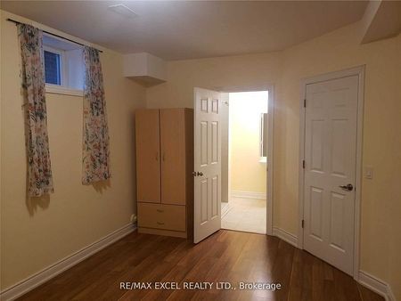 For Lease - 585 McGregor Farm Trail Unit# Lower Level, Newmarket, Ontario - Photo 4