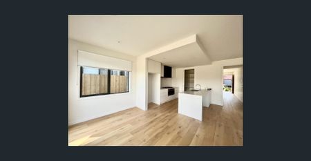 4 Bedroom Townhouse Burwood Brickworks - Photo 3