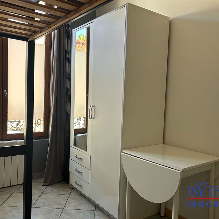 LOCATION STUDIO, - Photo 1