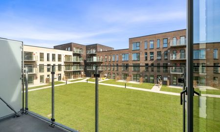 Egedal Stationsby - Praktisk 3 værelses med to gode altaner - Photo 2