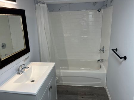 For Lease - 31 Carr Drive, Barrie, Ontario - Photo 5