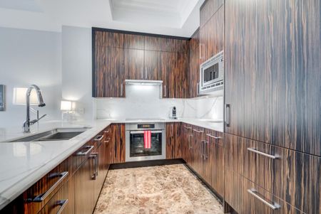 For Lease - 55 Scollard Street Unit# 702, Toronto, Ontario - Photo 5