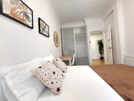 Calle de Juan Bautista de Toledo, Madrid, Community of Madrid 28002 - Photo 5