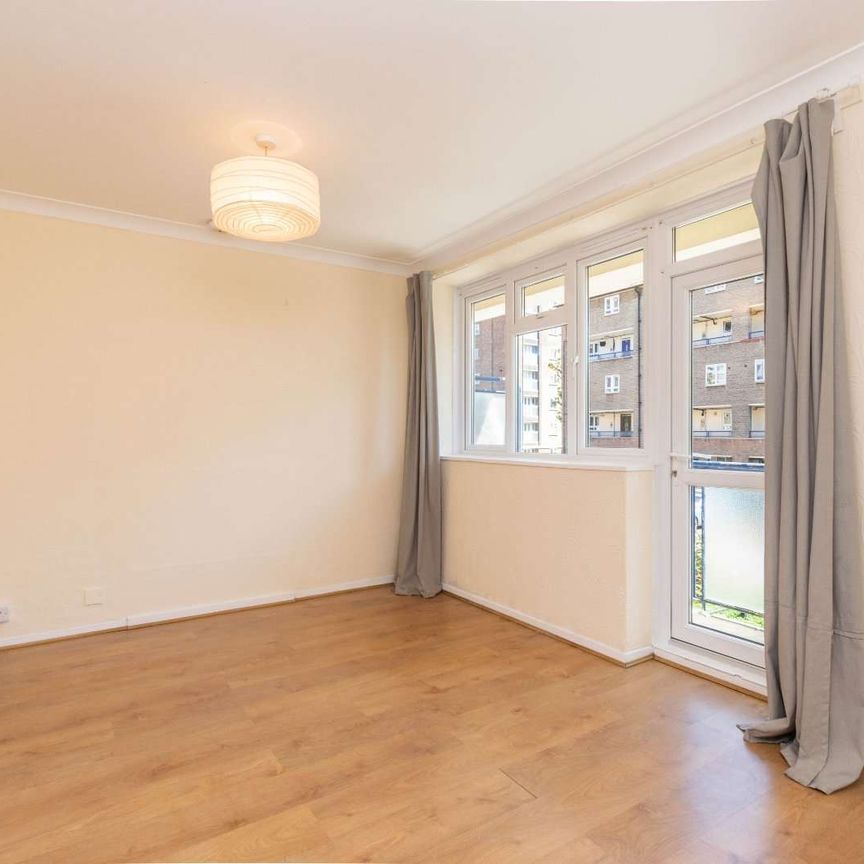 Four bedroom maisonette in a great central Hackney location. - Photo 1