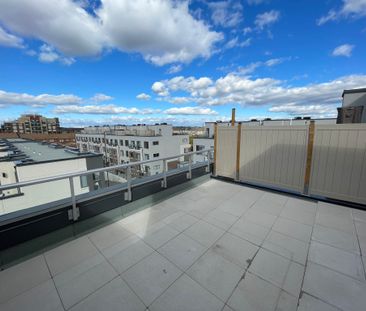 For Lease - 3066 Sixth Line Unit# 347, Oakville, Ontario - Photo 3