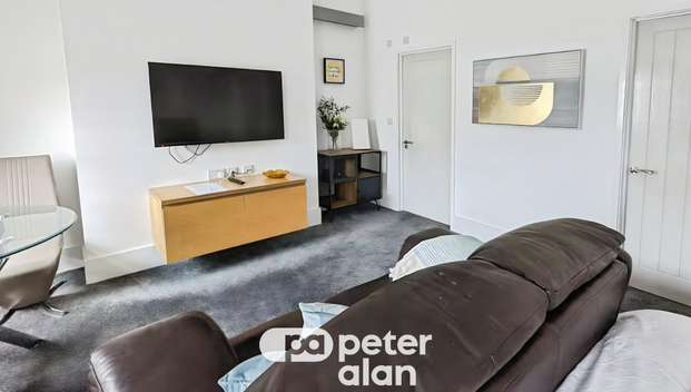 High Street, MERTHYR TYDFIL - Photo 1