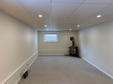 For Lease - 8 Lawton Court, Orangeville, Ontario - Photo 4