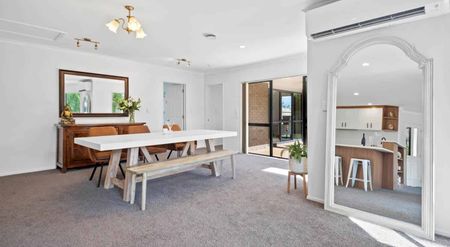 Enjoy luxury, privacy & space. - Photo 2