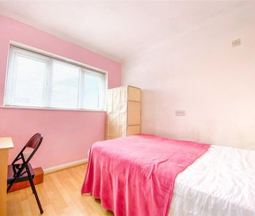 5 bedroom semi-detached house to rent - Photo 1