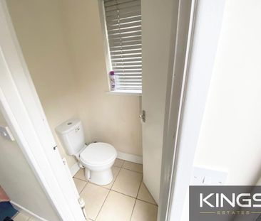 5 bedroom semi-detached house to rent - Photo 5