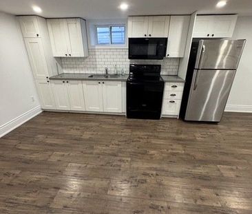 For Lease - 28 Frederick Street, Bradford West Gwillimbury, Ontario - Photo 6