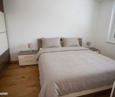 — Moderne 2-Zimmer-Gartenwohnung mit Terrasse & Carport in begehrte... - Foto 4
