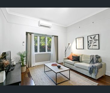 Fall In Love With Character And Charm - Photo 6