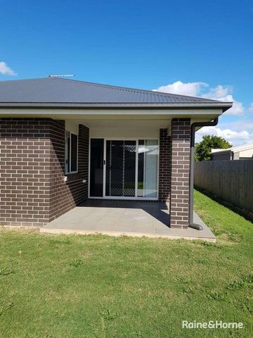 FAMILY HOME IN QUIET LOCATION - BREAK LEASE, RENT WILL INCREASE TO $700.00 PER WEEK FROM 28.12.25 - Photo 2