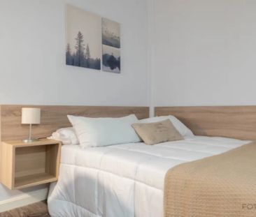 Rooms for women for rent in 5-bedroom apartment in Goya - Photo 2