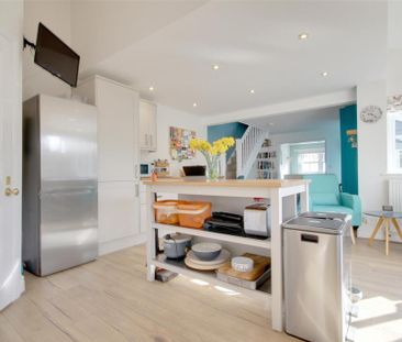 2 bedroom semi-detached house to rent - Photo 1