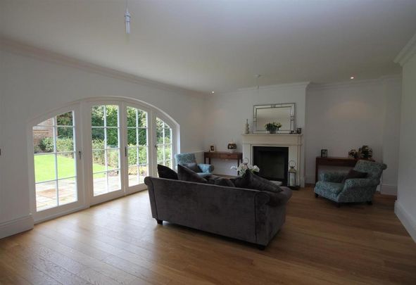 2 bedroom house to rent - Photo 1