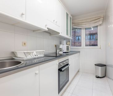 Piso de alquiler en Gijón - Calle San Jose, Llano - Photo 5