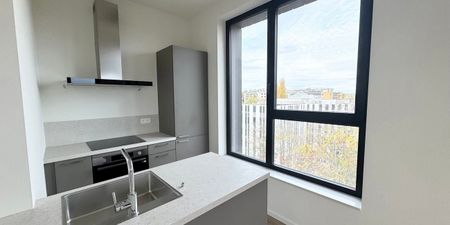 Appartement te huur in Sint-Lambrechts-Woluwe voor € 1.650 met 2 slaapkamers - Photo 2