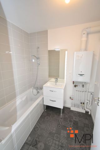 Location Appartement 3 pièces 61m² - Photo 5