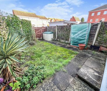 3 bedroom semi-detached house to rent - Photo 3