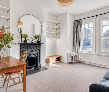 Wix's Lane, Clapham Common, London, SW4 - Photo 1
