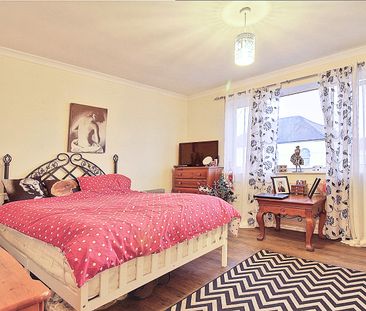 North Lane, Aldershot, GU12 - Photo 2