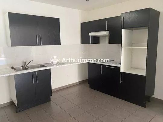 Location Appartement 3 pièces 87 m2 à Corbeil-Essonnes - Photo 1