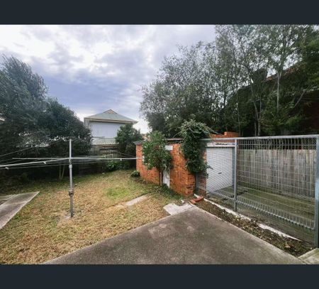 32 Langs Road, Ascot Vale, Vic 3032 - Photo 3