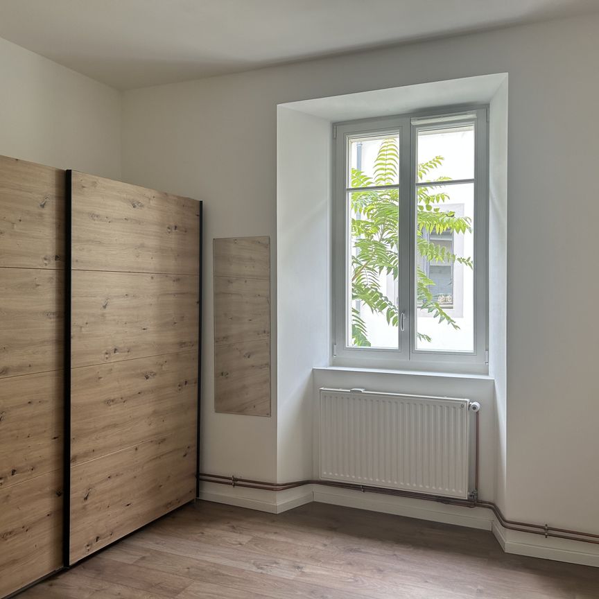Location Appartement 2 pièces 50m² MULHOUSE 68100 - Photo 1