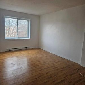 1 CH - 1 SDB - Montréal - $1,245 /mo - Photo 2
