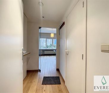 La place Meiser! Bel appartement une chambre - Photo 5