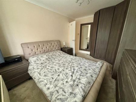 2 bedroom maisonette to rent - Photo 4