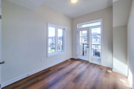 For Lease - 1364 Kaniv Street, Oakville, Ontario - Photo 3