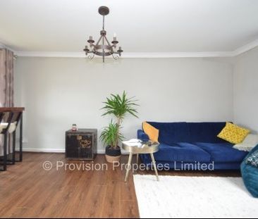 2 Bedroom Flat Foxhill Court Weetwood - Photo 5