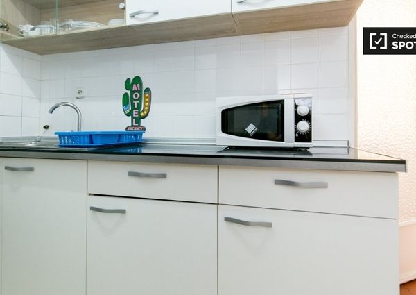 granada, Andalusia 18004