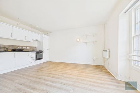 Flat 4 Kingsley House, 139-141 Cotham Brow, Bristol, BS6 - Photo 4