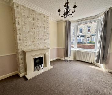 4 bedroom terraced house to rent - Photo 1